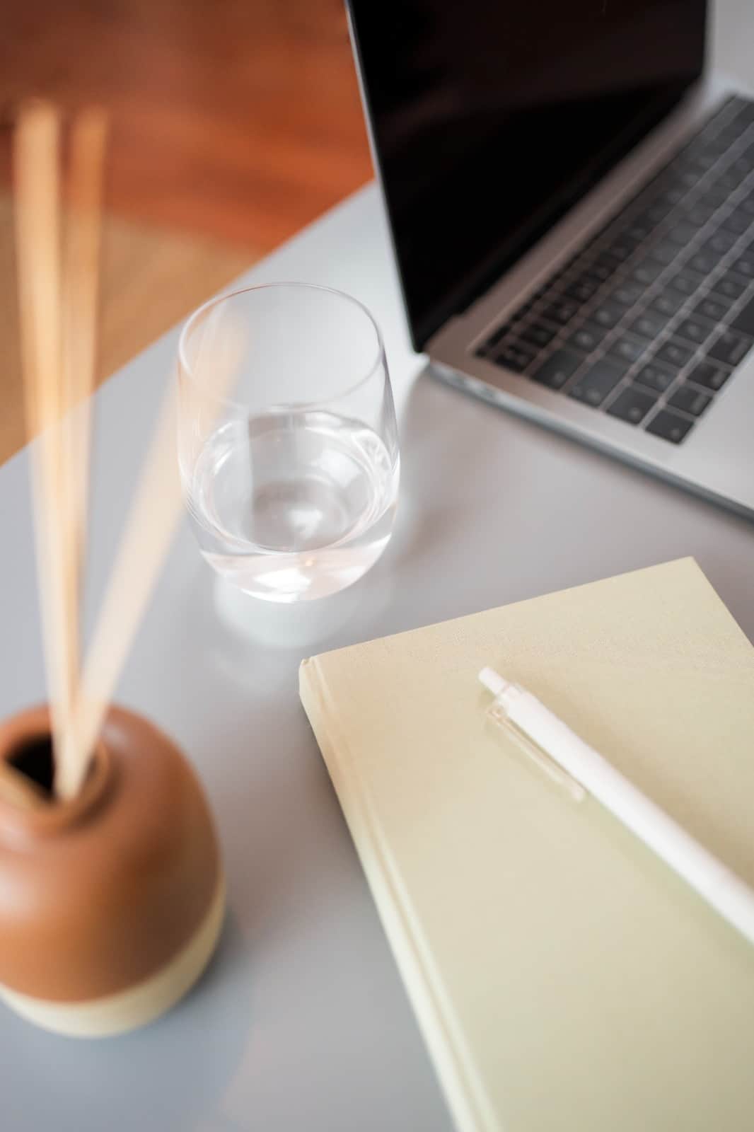 Adultos. Tratamiento individualizado escuchando las necesidades de cada persona.